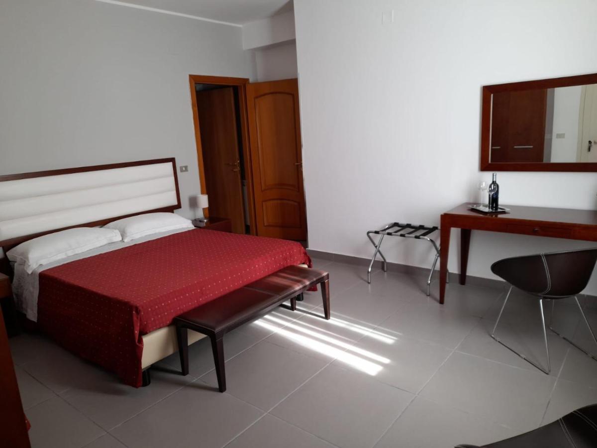 Siracusa Breakfast & Rooms Szirakúza Kültér fotó